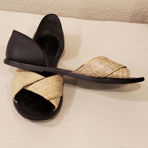 Vince Shoes - Vince "Ida" Sandals, Gold/Tan/Black, Open Toe, Croc Embossed, Size 8/8.5, EUC